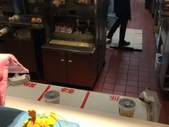-麦当劳(龙洞店)