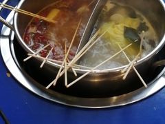 -马路边边串串香形象店(磐石路店)