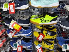 -迪卡侬(高新万达店)