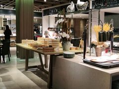 自助取餐区-金海湾自助餐厅(金陵饭店)