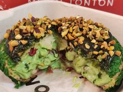 开心果树莓泡芙-TonTon(永康路店)