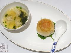 鲜肉月饼-Yan Ting 宴庭中餐厅(上海静安瑞吉酒店)