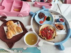 -水桶王国主题餐厅·聚会·生日派对·亲子活动·家庭套餐(亚龙湾希尔顿店)