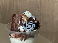 巧克力巴旦木厚乳酪蛋糕杯-DQ·蛋糕·冰淇淋(包河万达店)