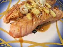 火炙三文鱼鱼腩寿司-沼津港渔市(宏伊国际广场店)