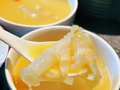 -鲜入唯煮·港式海鲜牛肉火锅(金宝街店)