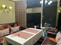 -意卡菲·欢乐聚会餐厅(华侨店)