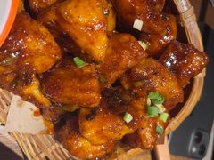 -一朵菌·野生菌探索家火锅(南亚店)