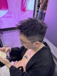 -藤野造型烫染·漂发