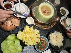 -得意咚瓜·顺德鱼生·冬瓜火锅(深圳首店)