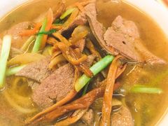 -长人馄饨铺(解放街店)