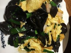 -东来菜馆•手抓海鲜家常菜•海鲜锅贴(鸽子窝店)