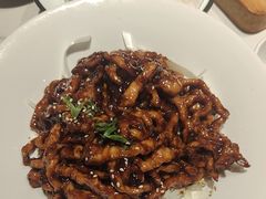 -皇城根·鲁菜济南菜·吊炉烤鸭·炒鸡鱼头(济南旗舰店)