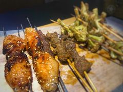 -西街夜油条·麻团包乌饭