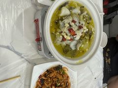 -江城燕子大排档(江汉路步行街店)