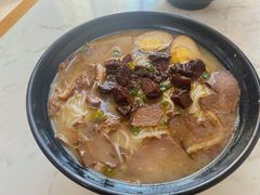 -花溪巷牛肉粉(泉城路店)