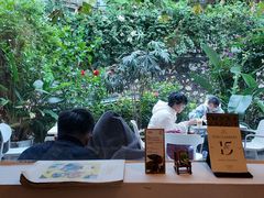 -彳亍咖啡·这里(水湾路店)