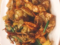 -J Daeng Seafood