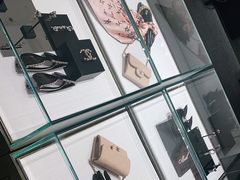 -CHANEL(恒隆广场店)
