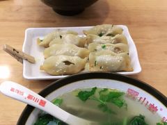 -小姜锅贴(凤凰街店)