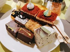 -安徽饭店·白鹭阁自助餐厅(梅山路店)