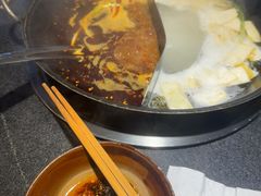 -重庆故事姊妹老火锅(财经学院店)