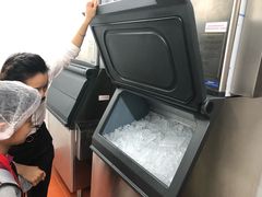 -海底捞火锅(奥体南路店)