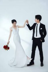 -雪中彩影婚纱摄影·微光艺术中心