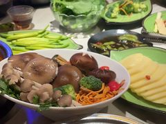 -一叶一世界·素食餐厅(锦华万达店)
