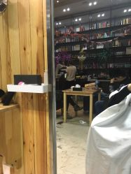 -马克男发时尚店