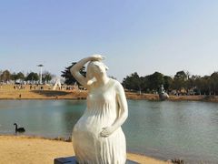 -李自健美术馆