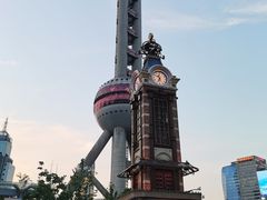 -陆家嘴空中步行连廊