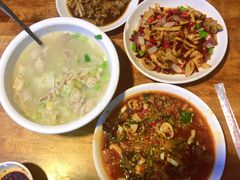 -茅屋大酒店