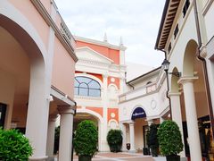 -佛罗伦萨小镇广佛名品奥特莱斯(疏港路店)