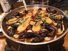 -老东镇啤酒屋海鲜加工·蒸汽海鲜·海鲜烧烤(台东店)