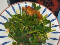 -黄记煌三汁焖锅(新佳丽江汉路店)