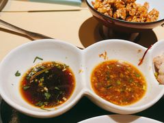 松茸锅底蘸料-余欢领鲜火锅(新街口店)