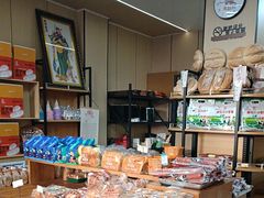 -秀云俄罗斯列巴屋(军星小区店)