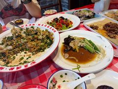 -鱼满舱·鲜活海鲜·正宗鲁菜