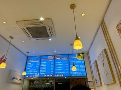 -弘束束柳州深巷螺蛳粉(珠江路店)