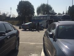 -平望服务区·停车场