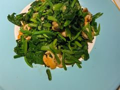 -赶海部落海鲜城(海阳路店)