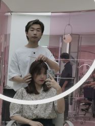 -In Style Hair Salon