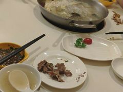 -一席地·本地鸡窝·杭帮鸡火锅(萧山银隆百货店)