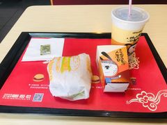 -迈德思客•汉堡•烤鸡(围墙巷店)