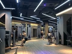 -威克健身游泳(万菱汇店)