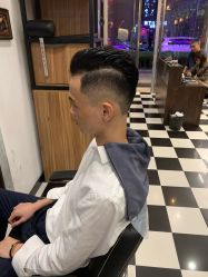 -MARTIN'S BARBER SHOP男士理发馆