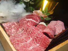 -铭牛烧肉·和牛海鲜自助(高新月牙湖店)