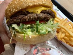 -The Habit Burger Grill 哈比特汉堡(爱琴海店)