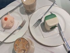 -Fridi Patisserie Cafe